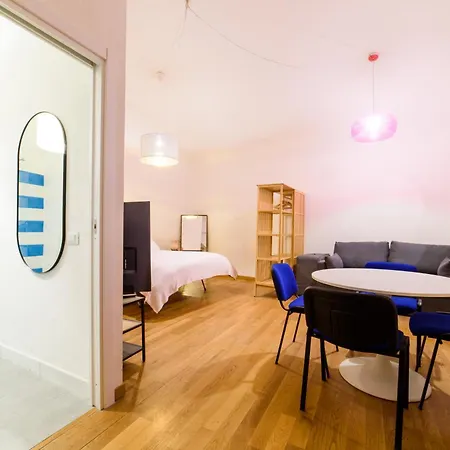 Evaref House 4* Neapel