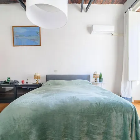 Πανσιόν Evaref House