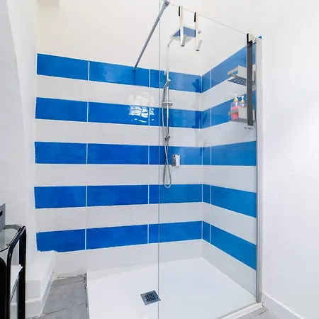 Πανσιόν Evaref House 4*