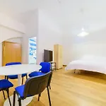 Gasthuis Evaref House Napels