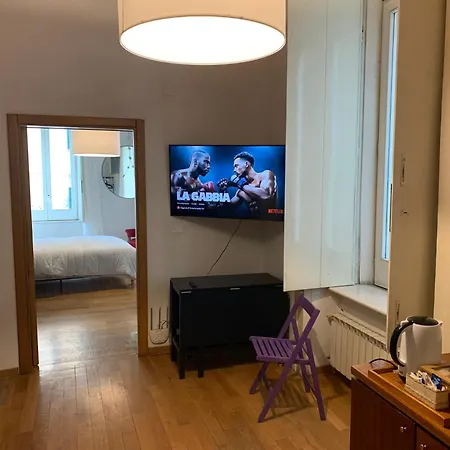 Evaref House 4* Napels